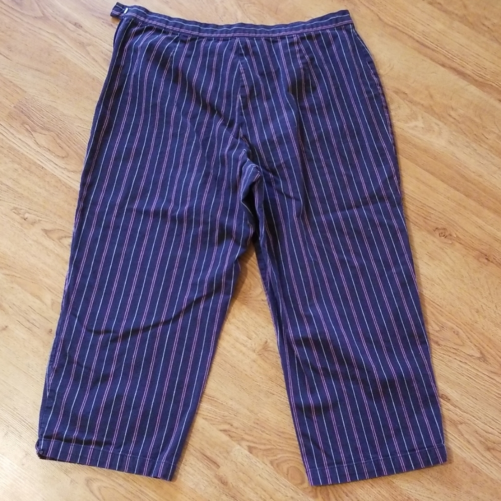 PREPPY x BARBIECORE x COTTAGE CORE! Duck Head Size 14/16 PINK striped capris.